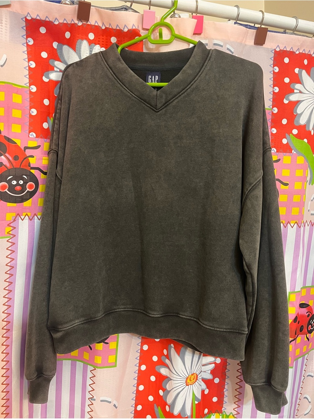 GAP Men's V-Neck Pullover Sweatshirt - Charcoal
